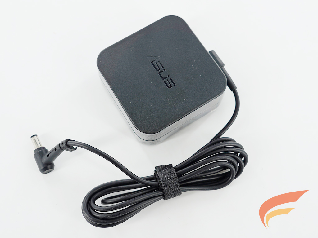  ASUS Adapter ASUS 19V 3.42A 65W ( 5.5*2.5 ) ของแท้(ทรงรุ่นใหม่) 